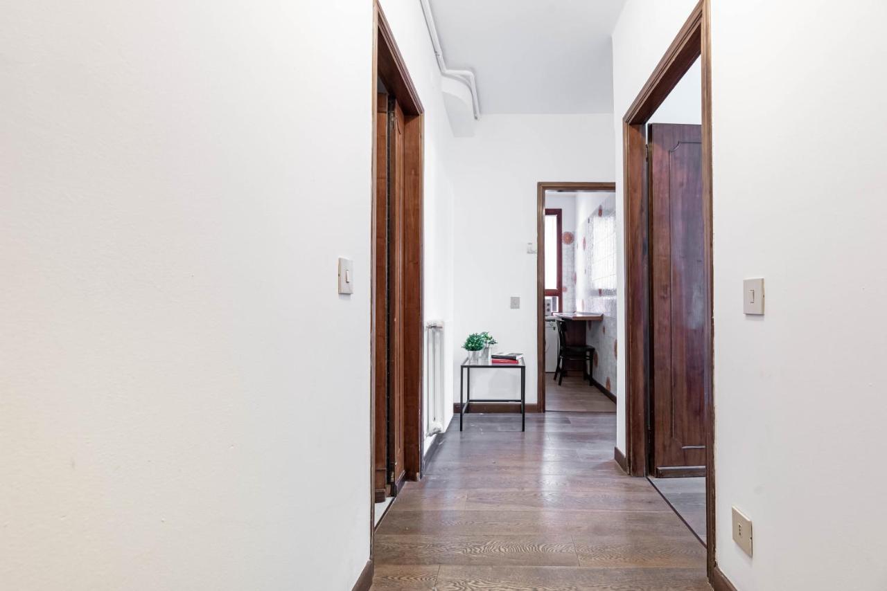 Venezia-san Marco View On Luxury Shopping Street Apartment Venedig